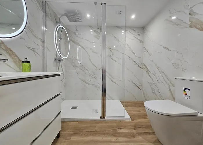 Apartamentos en el centro - Plaza de Amboage - WIFI
